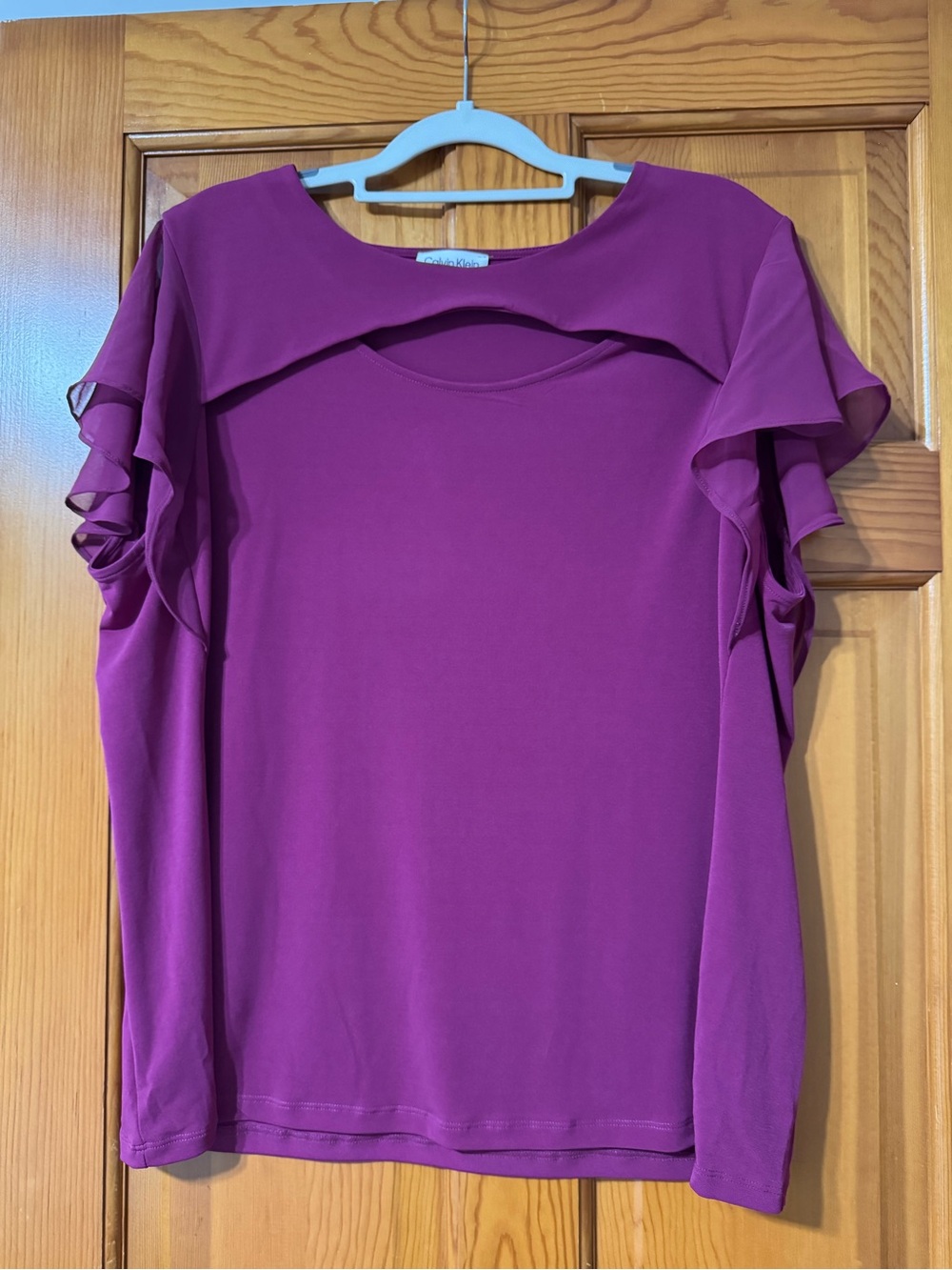 Calvin Klein Magenta Ruffle-Sleeve Cutout Top Size XL